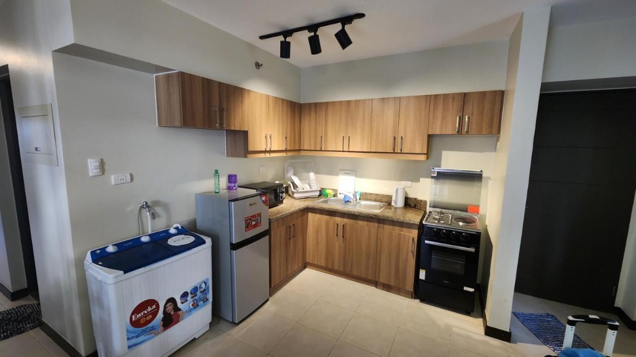 Asteria Residences 3 Bedroom And 2 Baths Манила Экстерьер фото